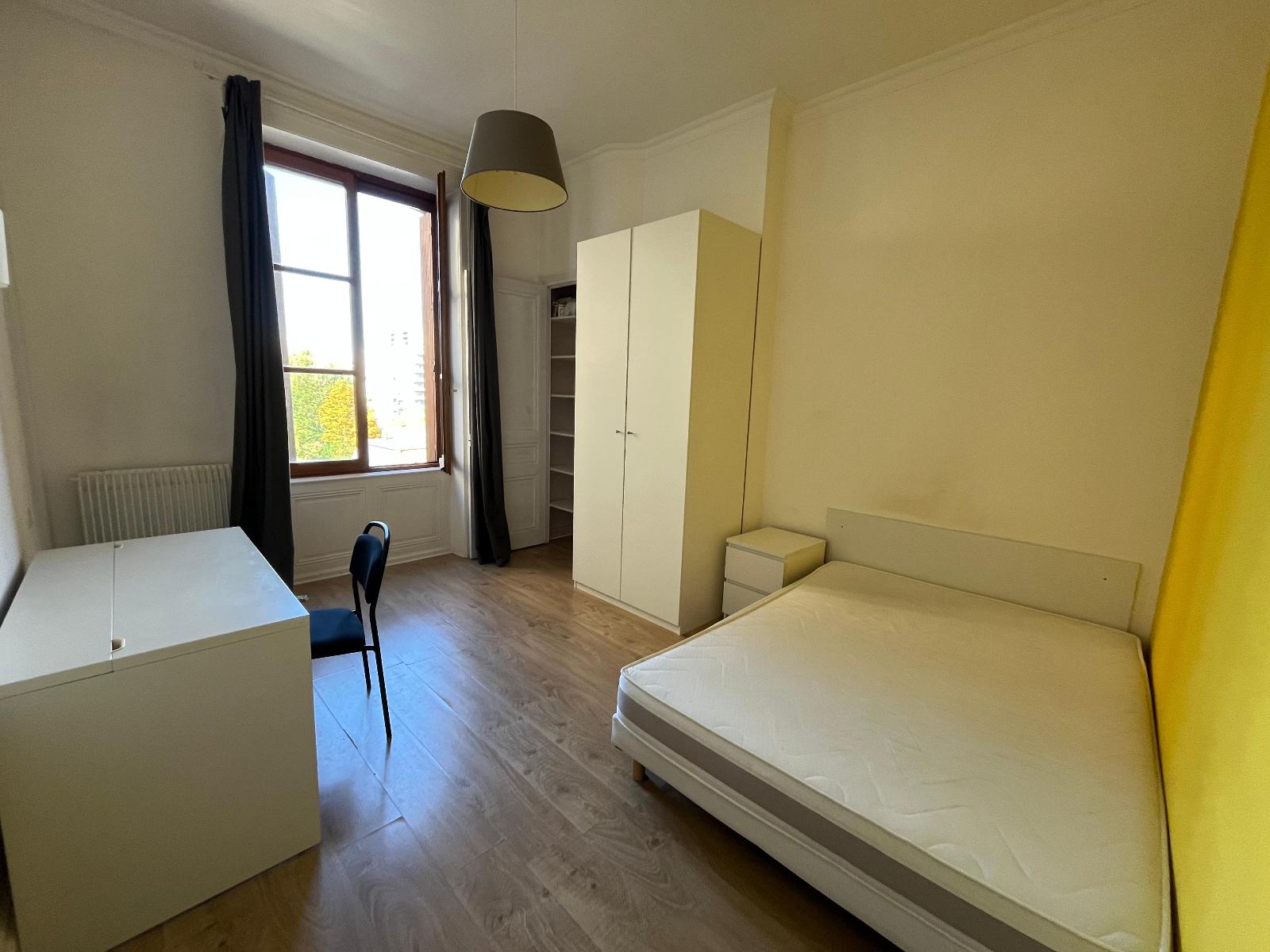 LOCATION - Appartement - SAINT-ETIENNE (42000) - 375 €