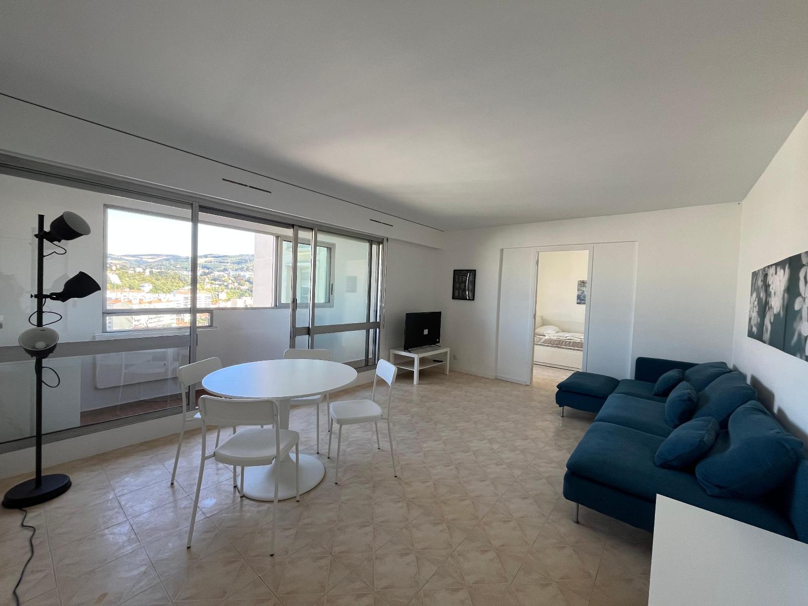 LOCATION - Appartement - SAINT ETIENNE (42100) - 370 €