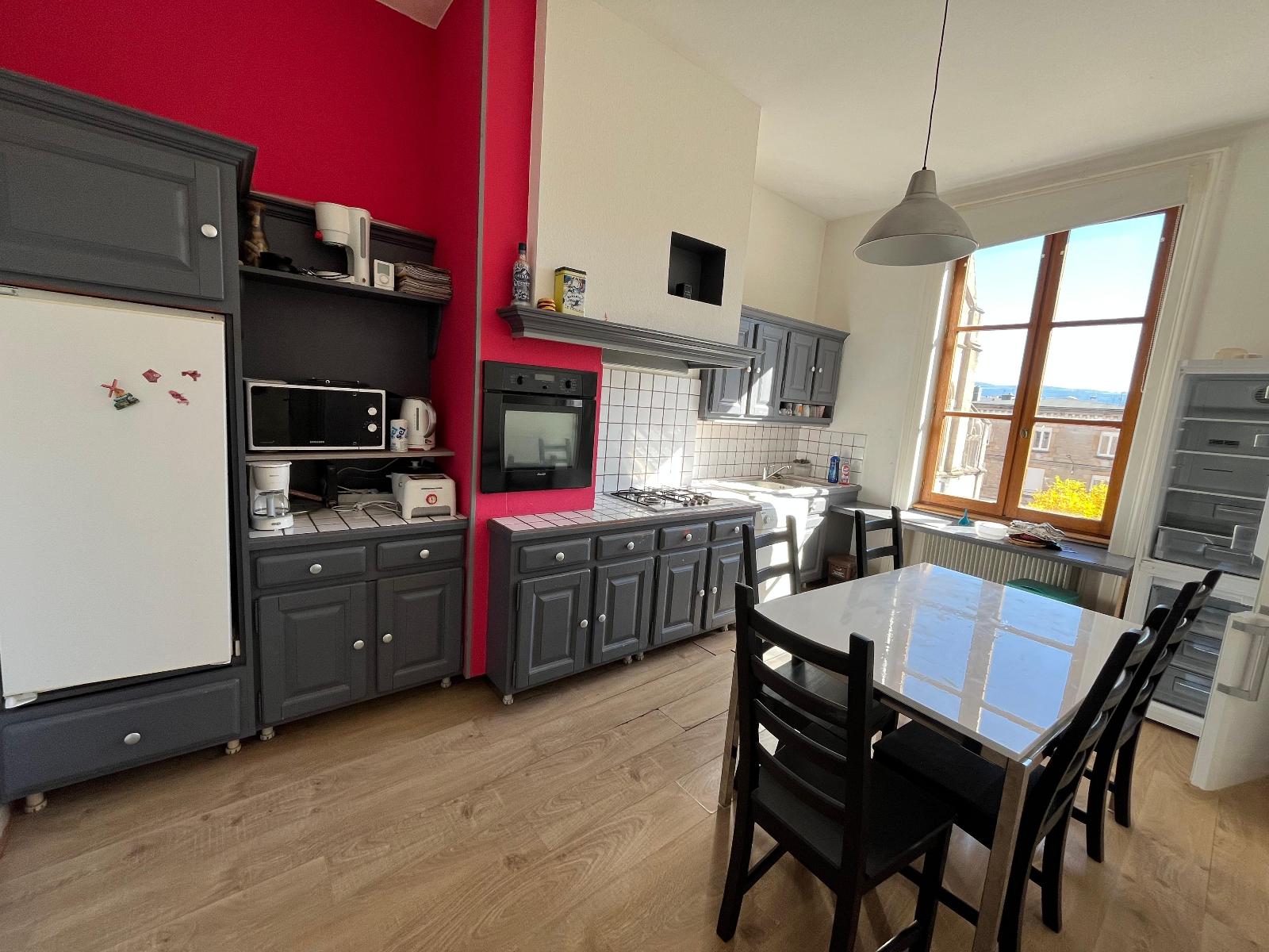 LOCATION - Appartement - SAINT-ETIENNE (42000) - 375 €