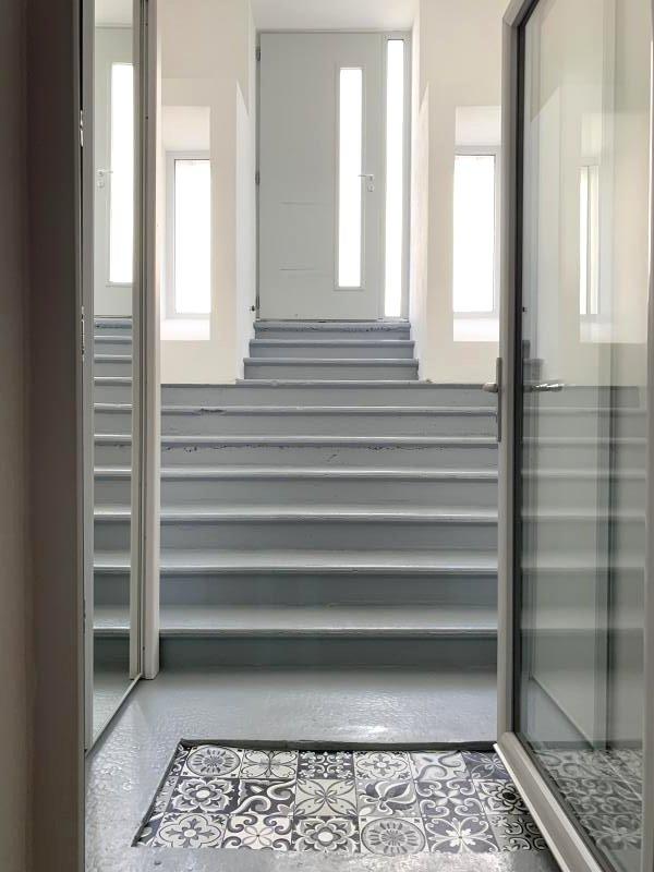 LOCATION - Appartement - SAINT-PRIEST-EN-JAREZ (42270) - 905 €