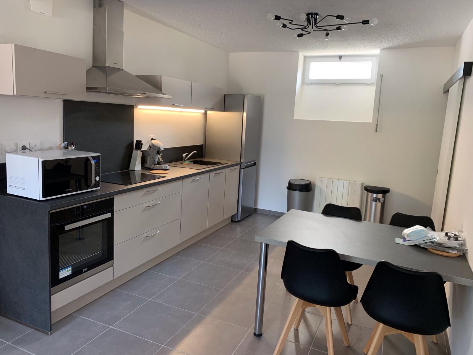 LOCATION - Appartement - SAINT-PRIEST-EN-JAREZ (42270) - 905 €
