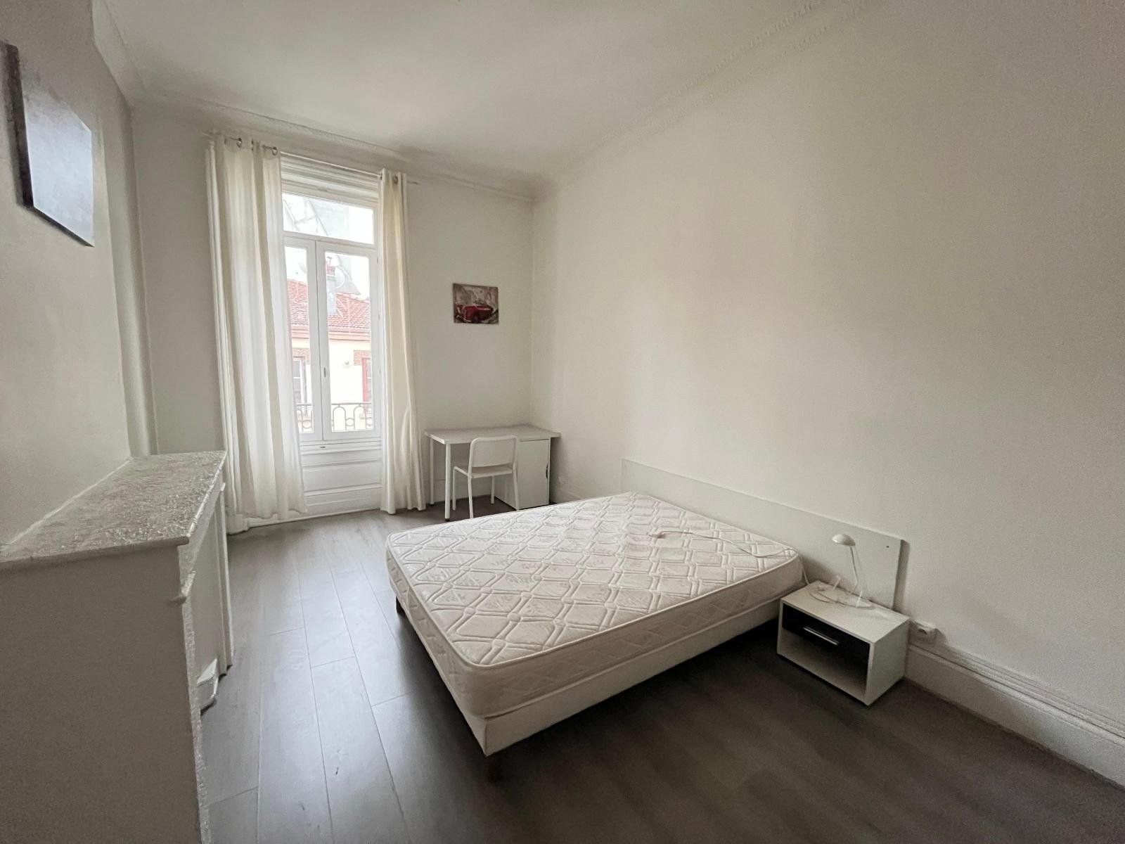 LOCATION - Appartement - SAINT-ETIENNE (42000) - 365 €