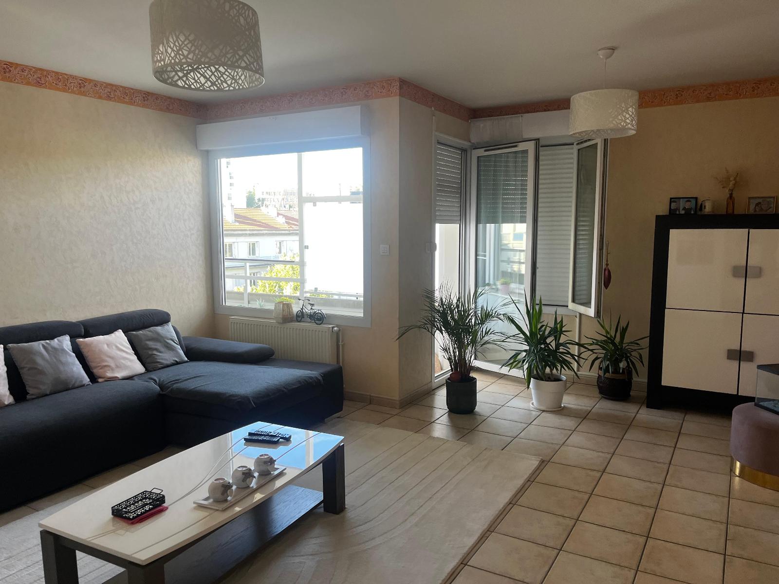 LOCATION - Appartement - SAINT ETIENNE (42100) - 715 €