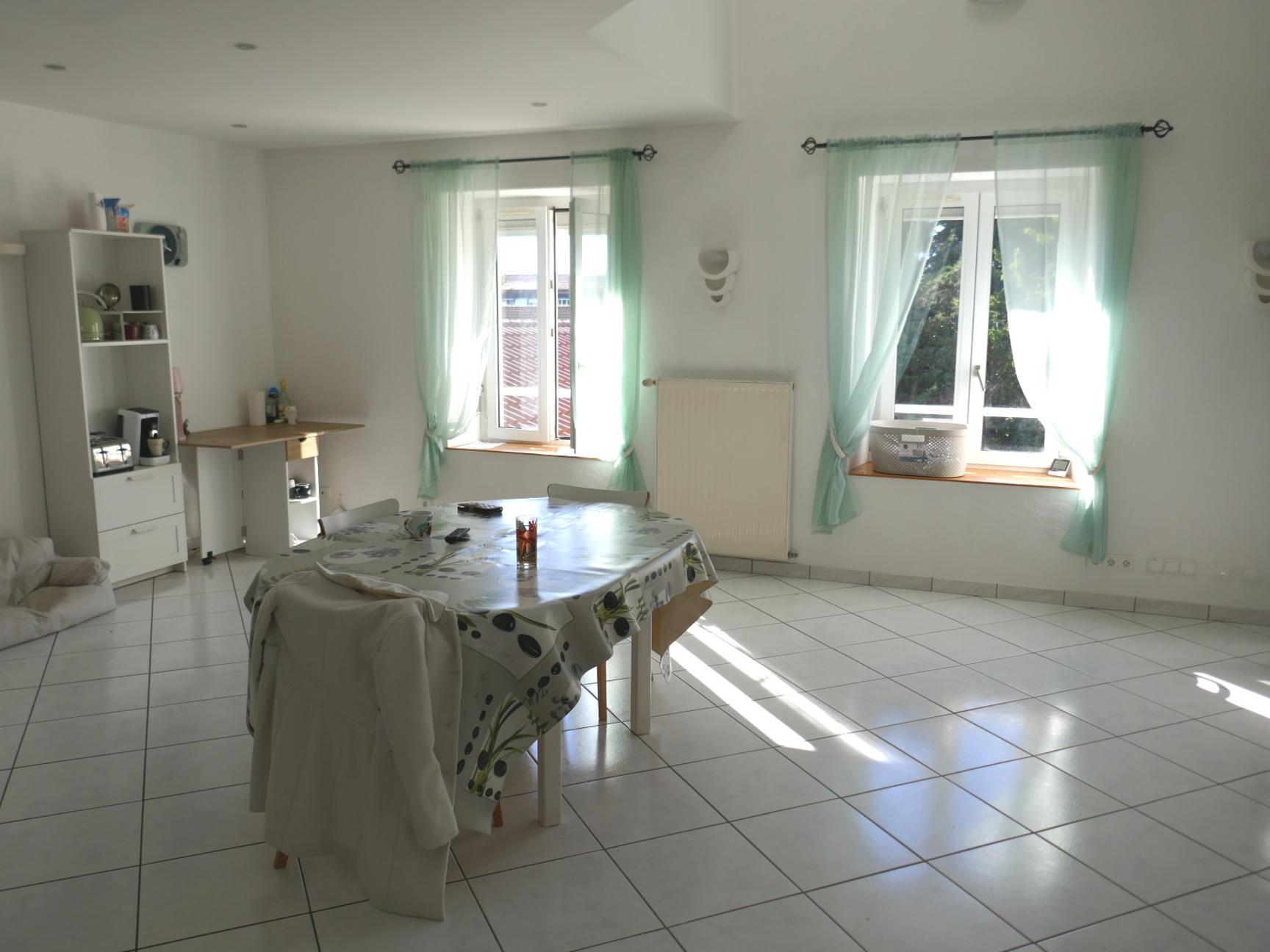 VENTE - Appartement - Sainte-Sigolène (43600) - 140000 €
