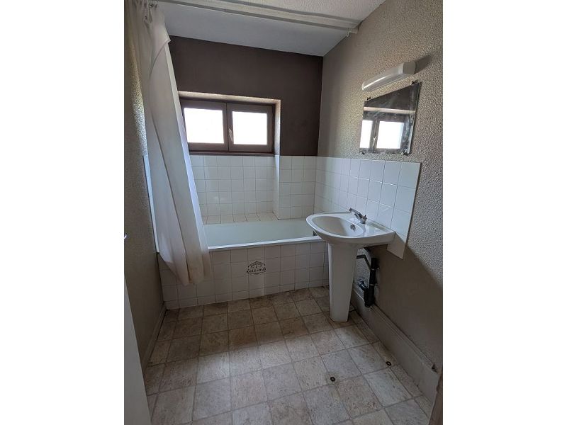 LOCATION - Appartement - BOEN SUR LIGNON (42130) - 430 €
