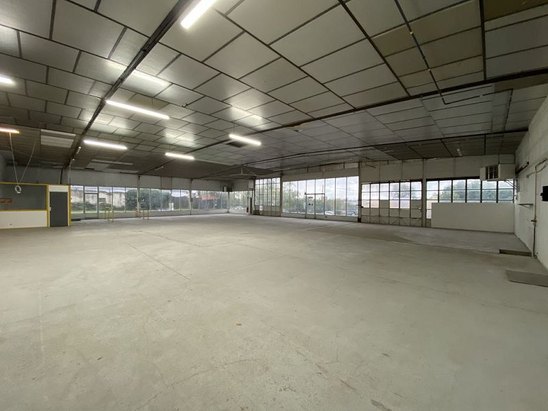 VENTE - Local - MONTBRISON (42600) - 550000 €