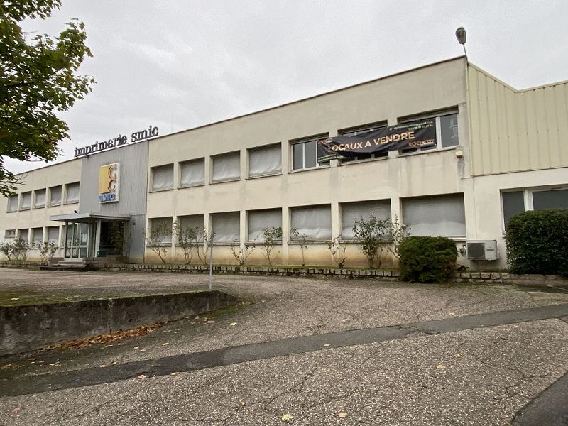 VENTE - Local - MONTBRISON (42600) - 2400000 €