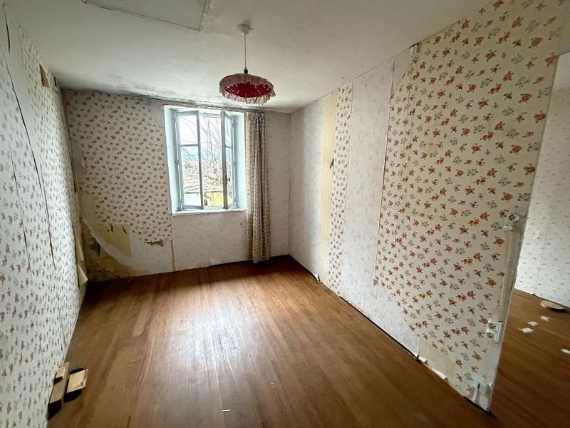 VENTE - Maison/villa - PANISSIERES (42360) - 70000 €