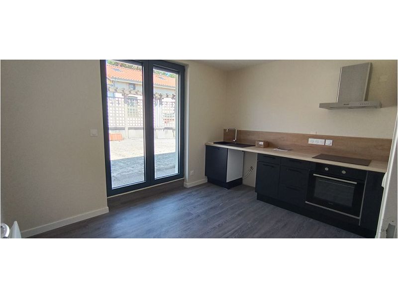 LOCATION - Appartement - BOEN SUR LIGNON (42130) - 880 €
