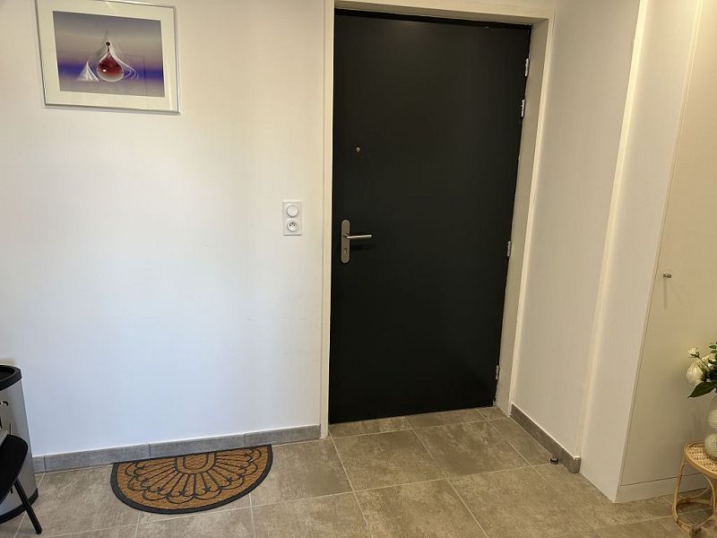 VENTE - Local - MONTROND LES BAINS (42210) - 106000 €