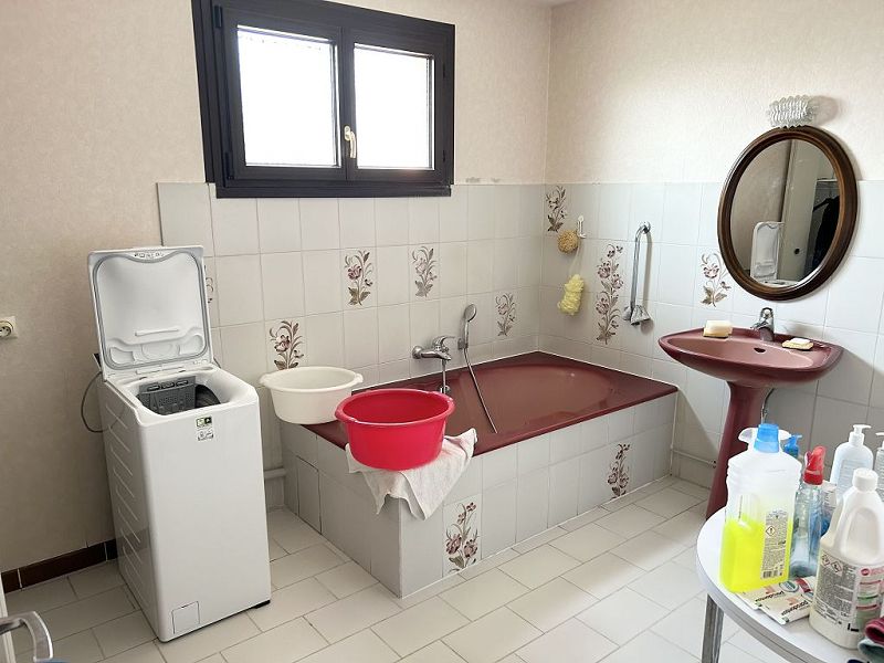 VENTE - Maison/villa - MONTROND LES BAINS (42210) - 245000 €
