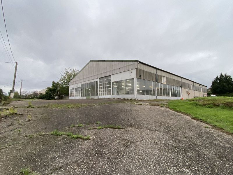 VENTE - Local - MONTBRISON (42600) - 550000 €