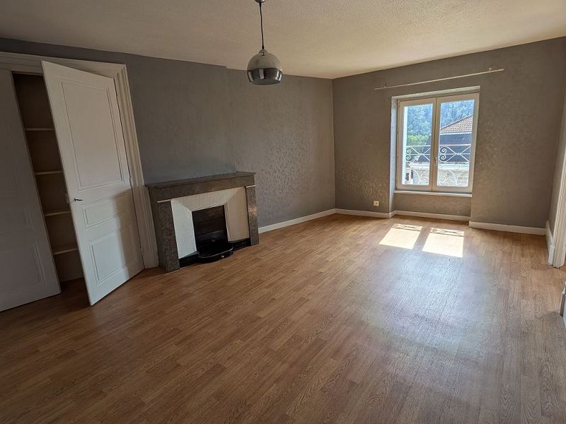 LOCATION - Appartement - BOEN SUR LIGNON (42130) - 430 €