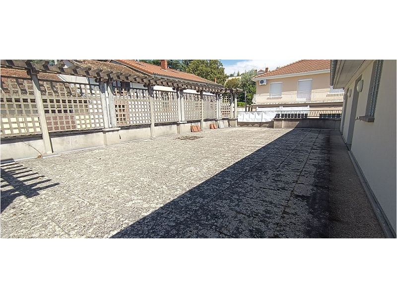 LOCATION - Appartement - BOEN SUR LIGNON (42130) - 880 €