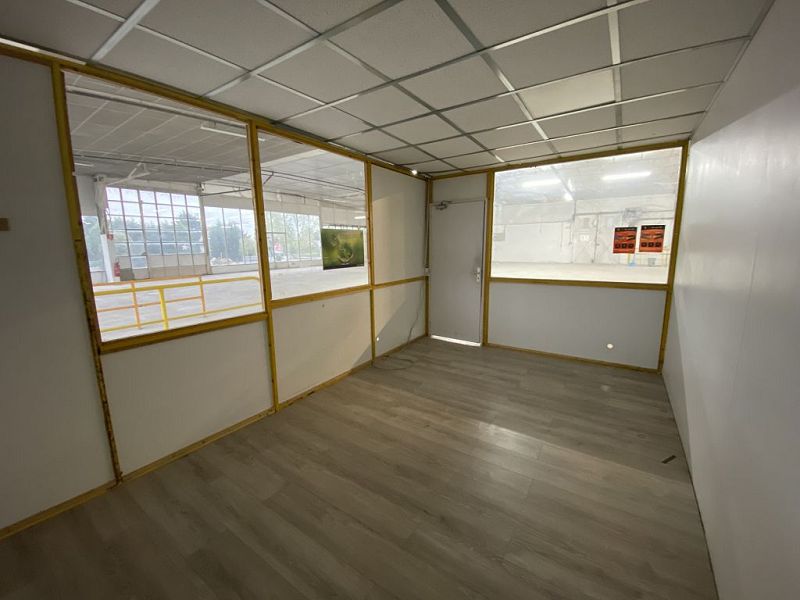 VENTE - Local - MONTBRISON (42600) - 550000 €