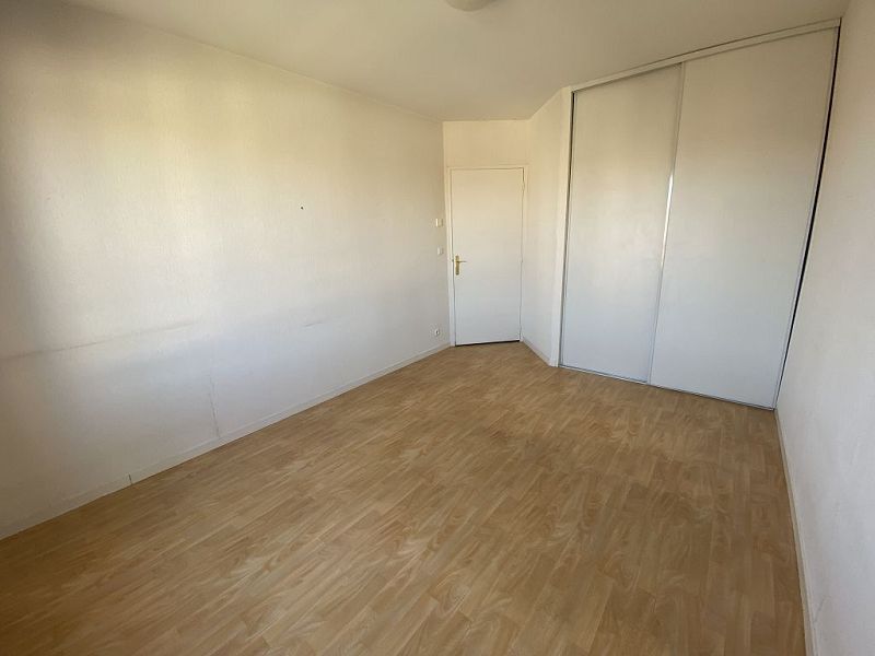 LOCATION - Appartement - MONTROND LES BAINS (42210) - 850 €