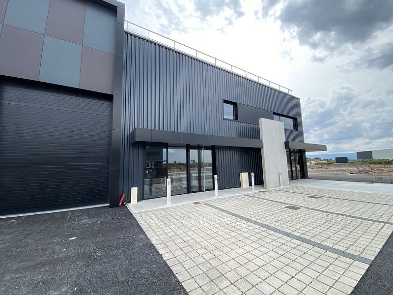 VENTE - Local - MARCLOPT (42210) - 250000 €