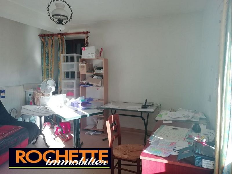 VENTE FOND DE COMMERCE - Local - BOEN SUR LIGNON (42130) - 37000 €
