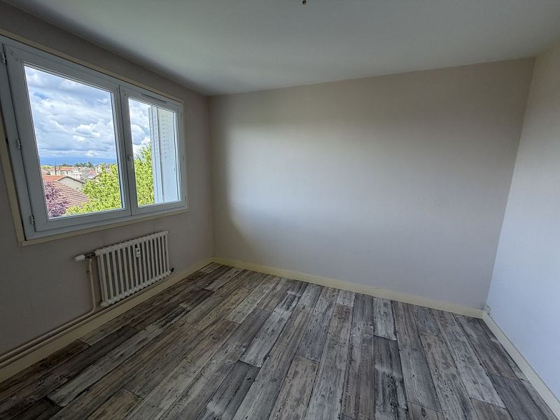 LOCATION - Appartement - FEURS (42110) - 590 €