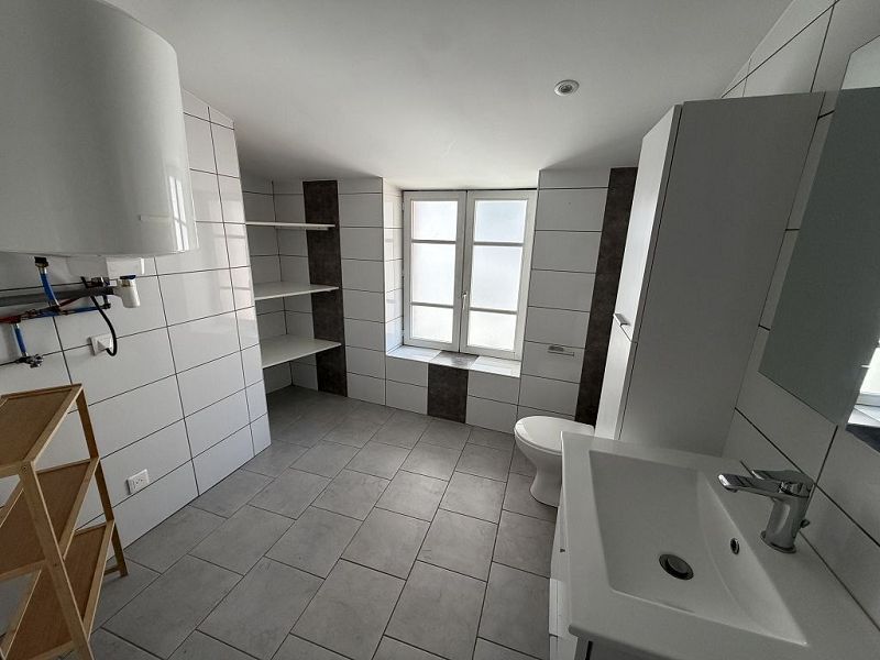 LOCATION - Appartement - MONTROND LES BAINS (42210) - 495 €