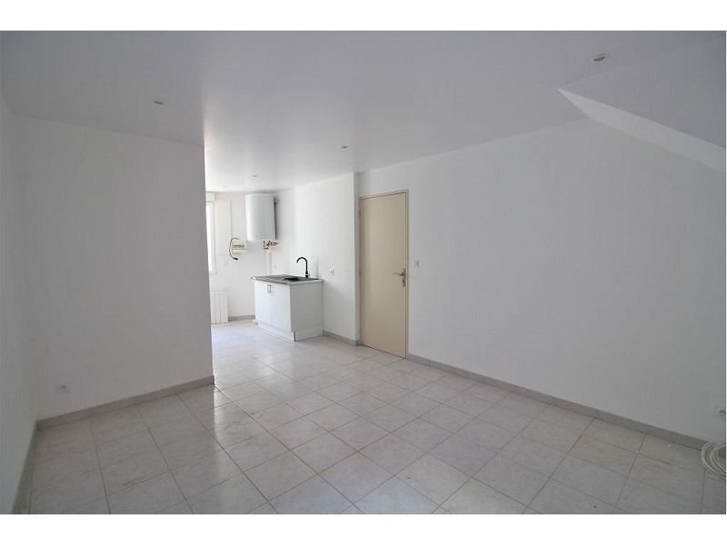 VENTE - Immeuble - BOEN SUR LIGNON (42130) - 110000 €