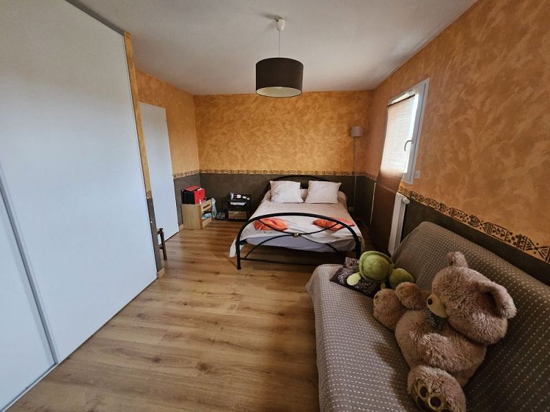 VENTE - Maison/villa - BOISSET LES MONTROND (42210) - 437000 €