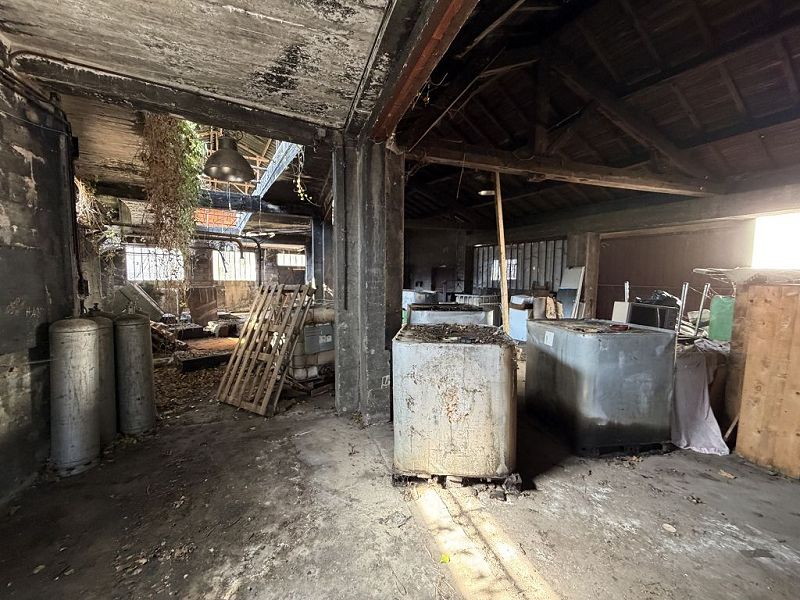 VENTE - Local - LEIGNEUX (42130) - 29000 €