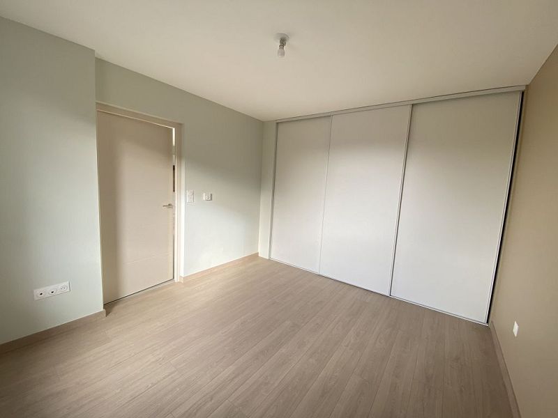 LOCATION - Appartement - MONTROND LES BAINS (42210) - 705 €