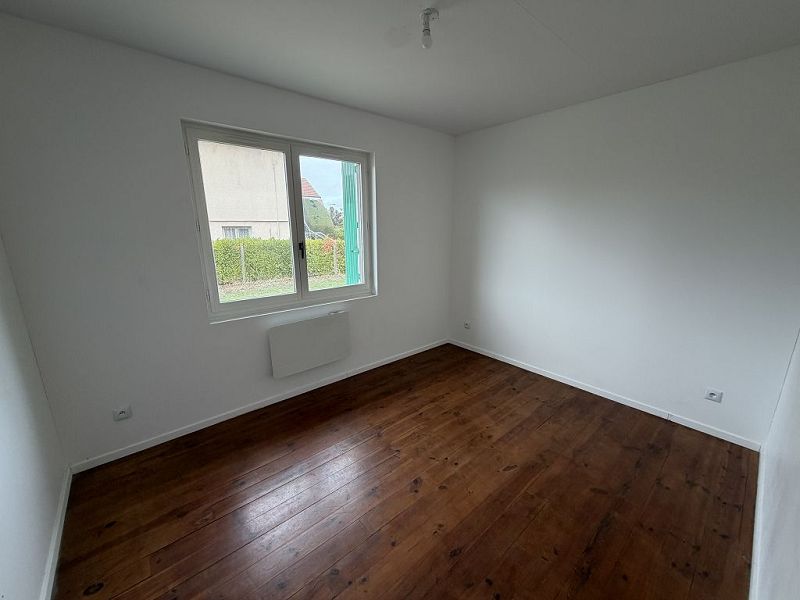 LOCATION - Maison/villa - FEURS (42110) - 750 €