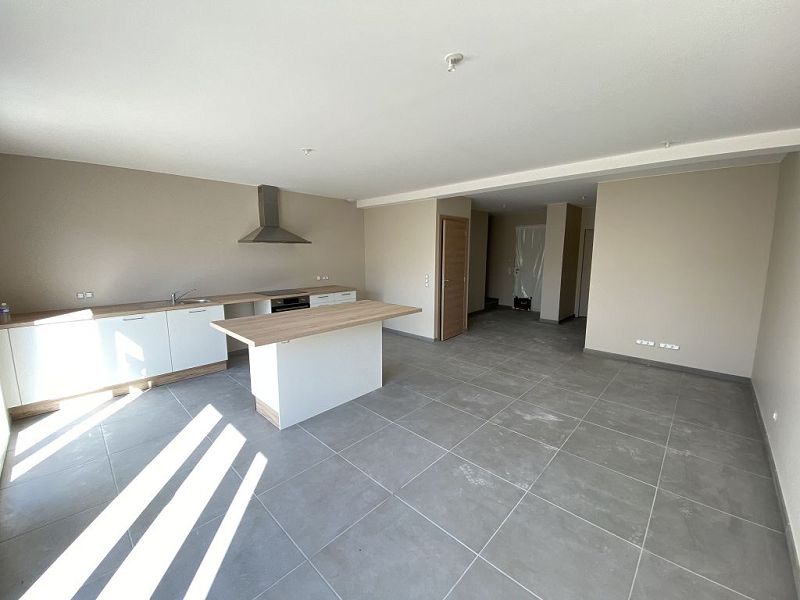 LOCATION - Maison/villa - FEURS (42110) - 950 €