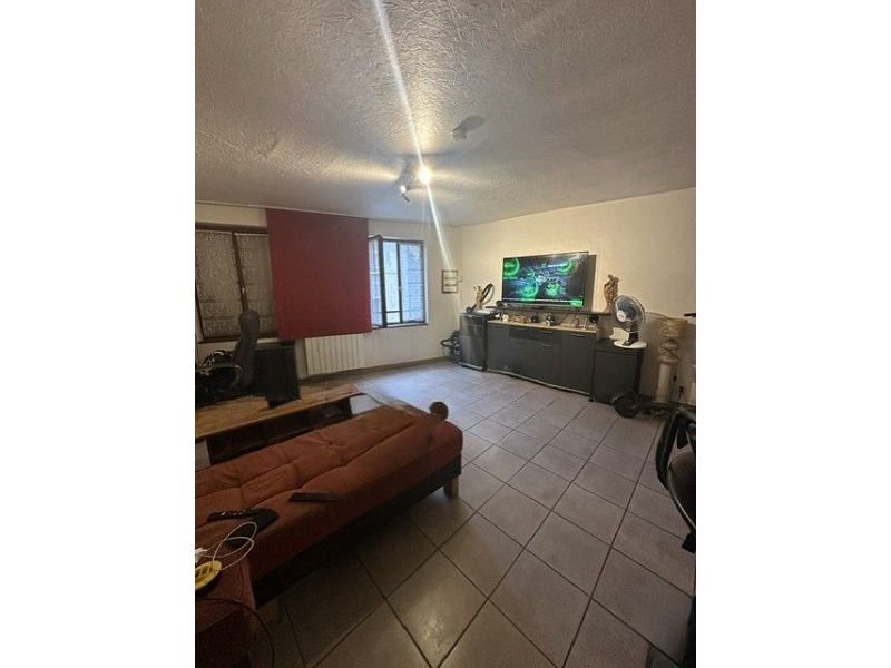 VENTE - Immeuble - BOEN SUR LIGNON (42130) - 110000 €