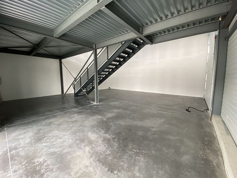 VENTE - Local - MARCLOPT (42210) - 250000 €