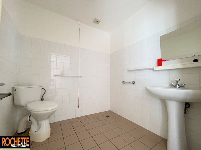 VENTE - Local - BALBIGNY (42510) - 650000 €