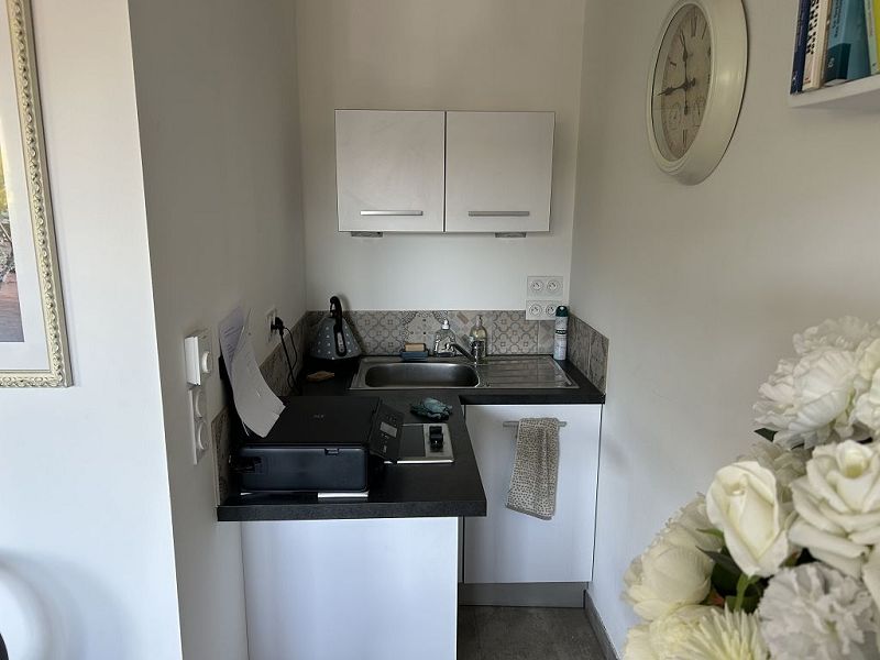 VENTE - Local - MONTROND LES BAINS (42210) - 106000 €
