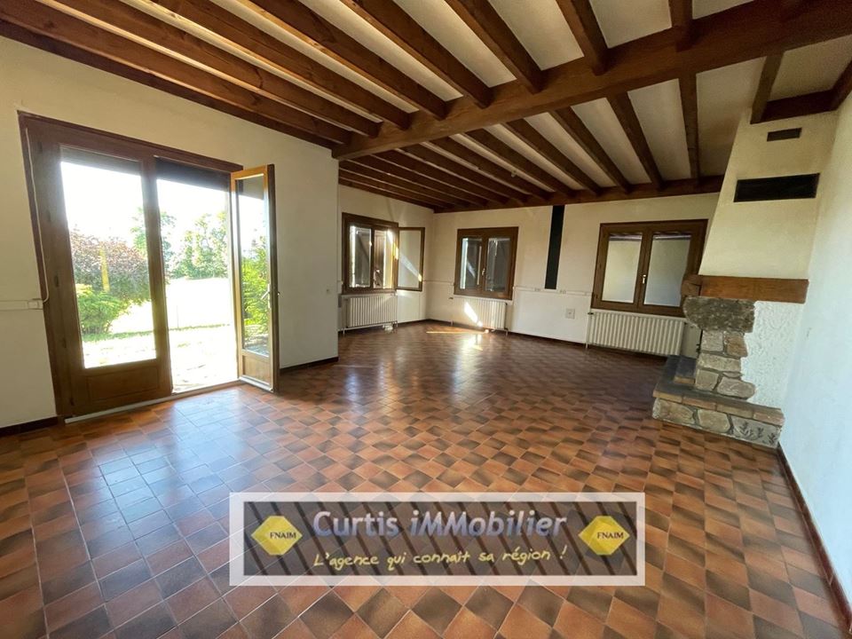 LOCATION - Maison/villa - ST VICTOR MALESCOURS (43140) - 930 €