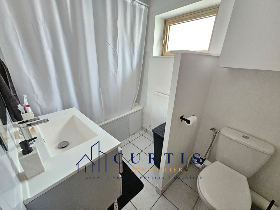 LOCATION - Appartement - LE CHAMBON FEUGEROLLES (42500) - 410 €