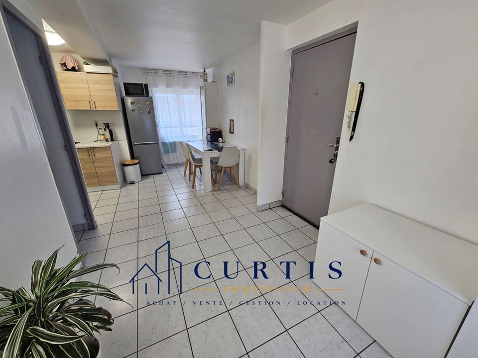 LOCATION - Appartement - LE CHAMBON FEUGEROLLES (42500) - 410 €