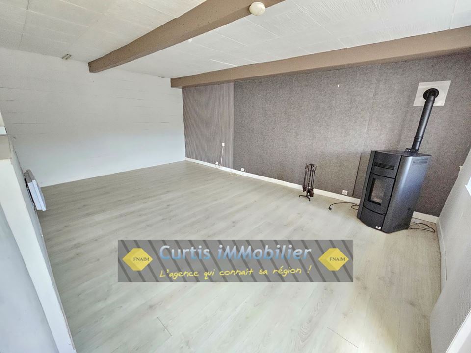 LOCATION - Maison/villa - SAINT JUST MALMONT (43240) - 830 €