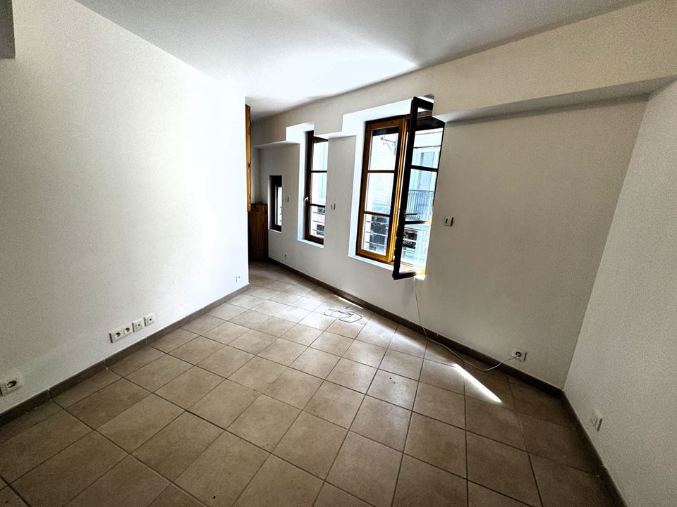VENTE - Immeuble - SAINT ETIENNE (42000) - 129000 €