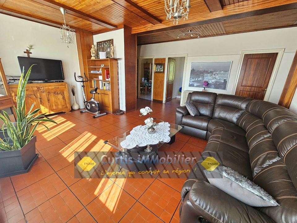VENTE - Maison/villa - SAINT JUST MALMONT (43240) - 259000 €