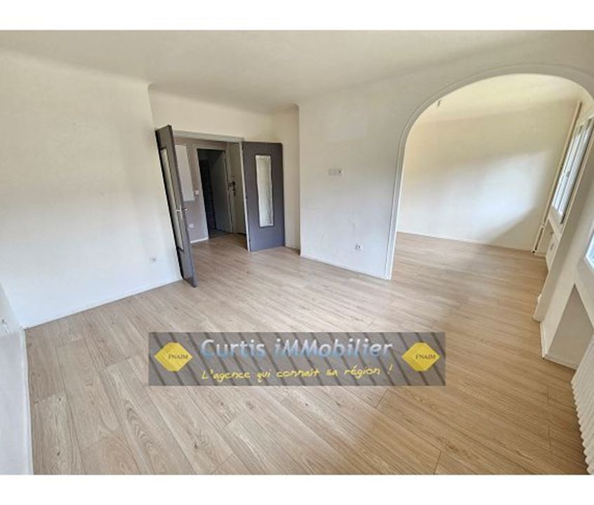LOCATION - Appartement - FRAISSES (42490) - 690 €