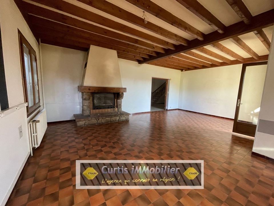 LOCATION - Maison/villa - ST VICTOR MALESCOURS (43140) - 930 €