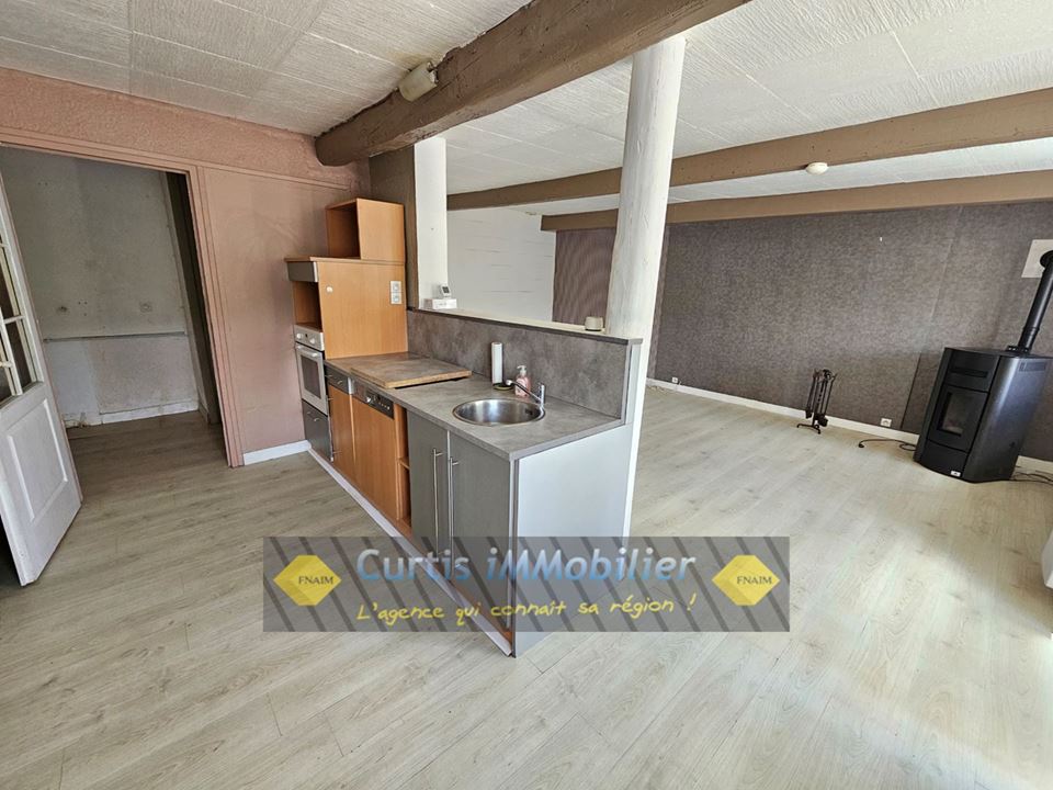 LOCATION - Maison/villa - SAINT JUST MALMONT (43240) - 830 €