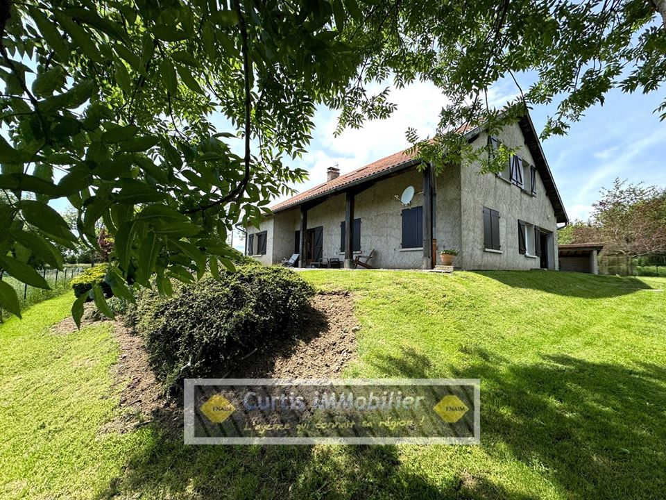 LOCATION - Maison/villa - ST VICTOR MALESCOURS (43140) - 930 €