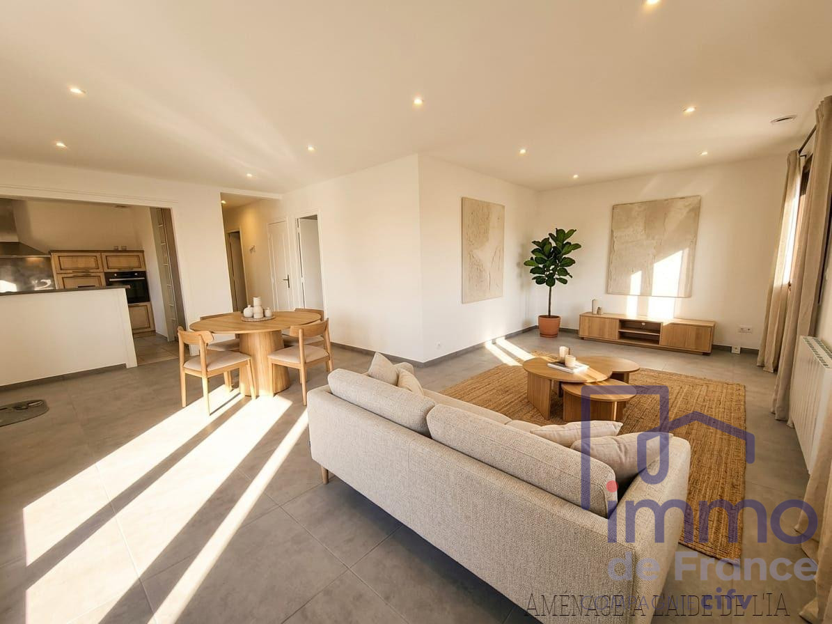 VENTE - Maison - Veauchette (42340) - 309000.00 €