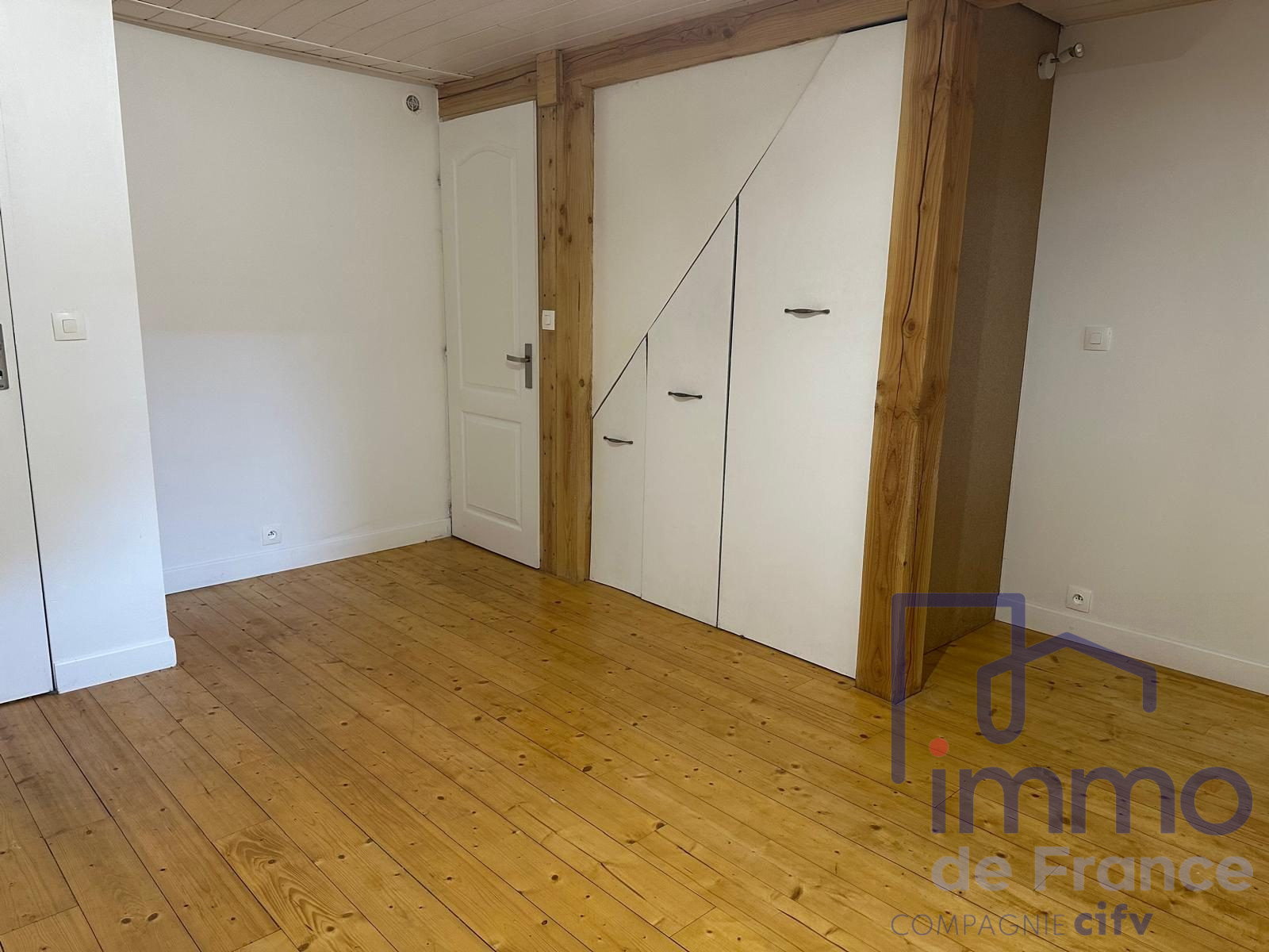 VENTE - Appartement - Saint-Étienne (42000) - 79000.00 €