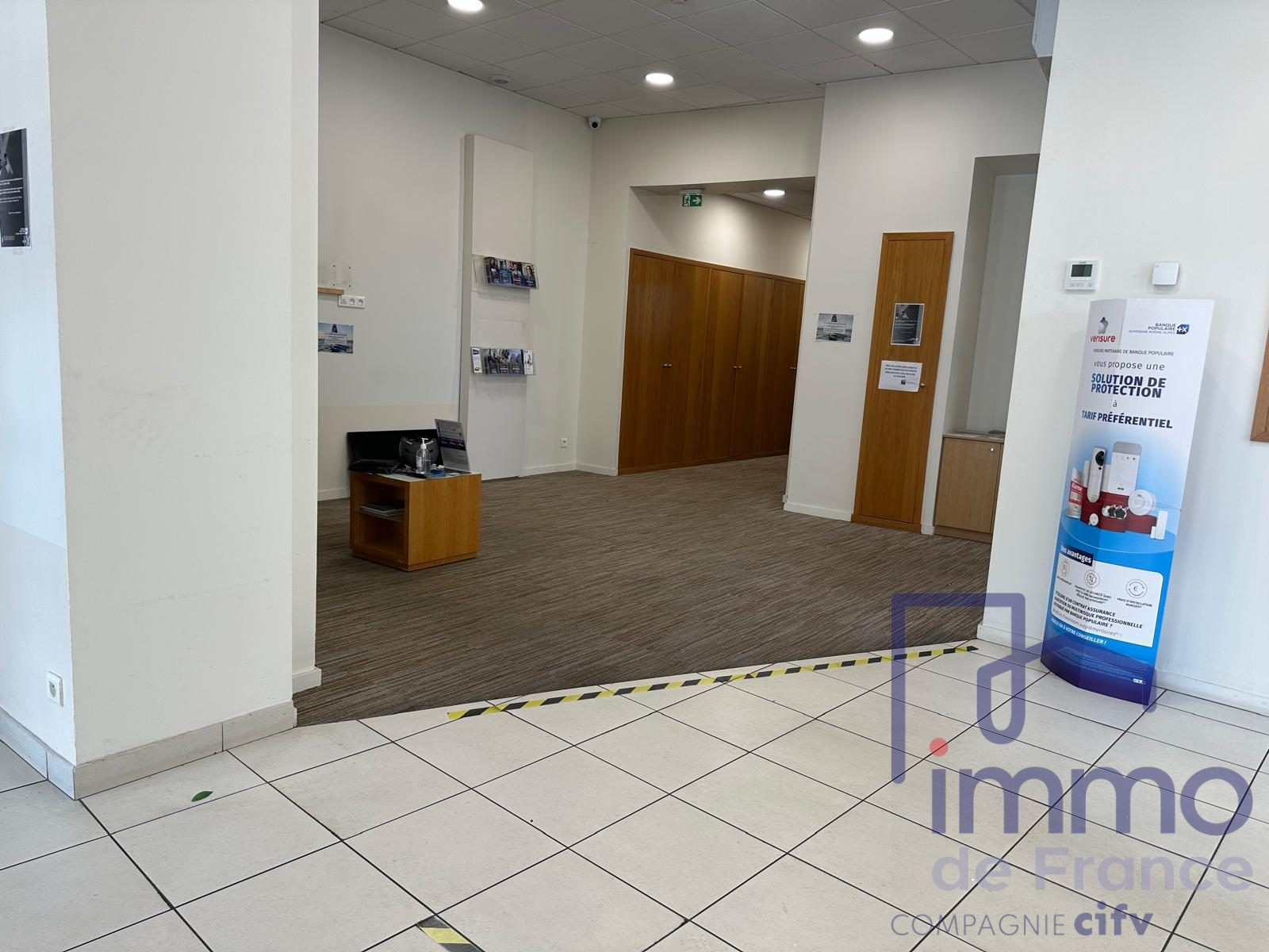 VENTE - Immeuble - St Etienne (42000) - 300000.00 €