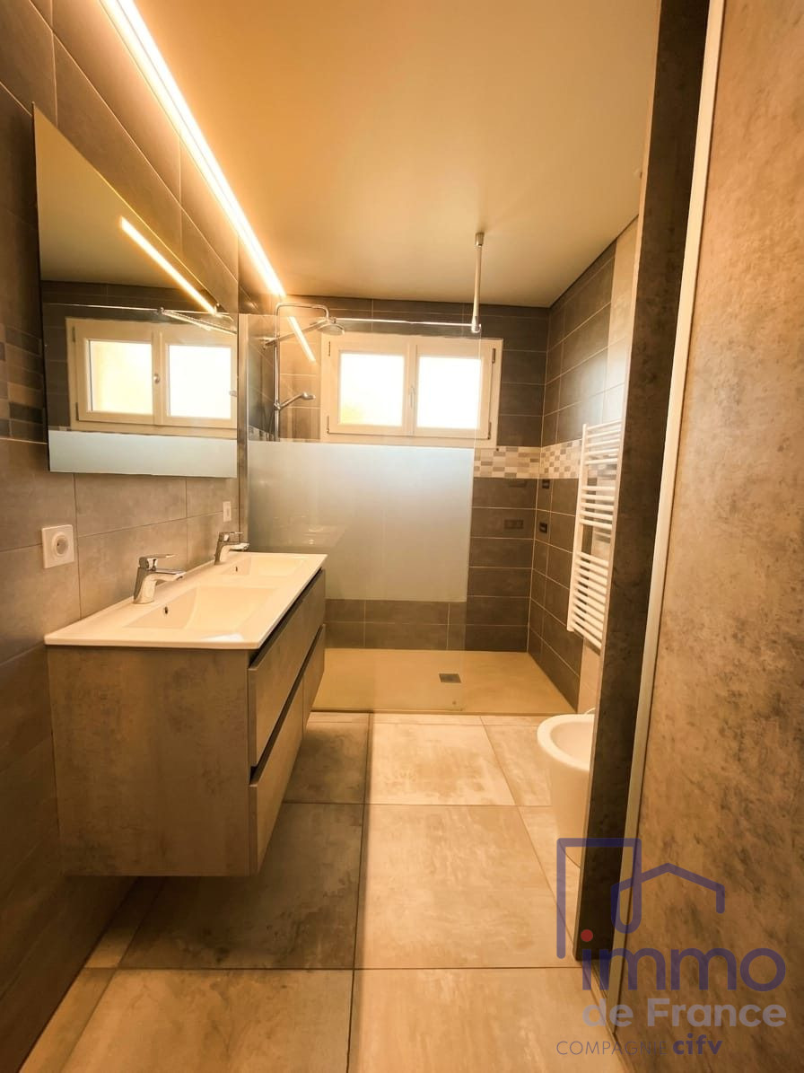 VENTE - Maison - Veauchette (42340) - 309000.00 €