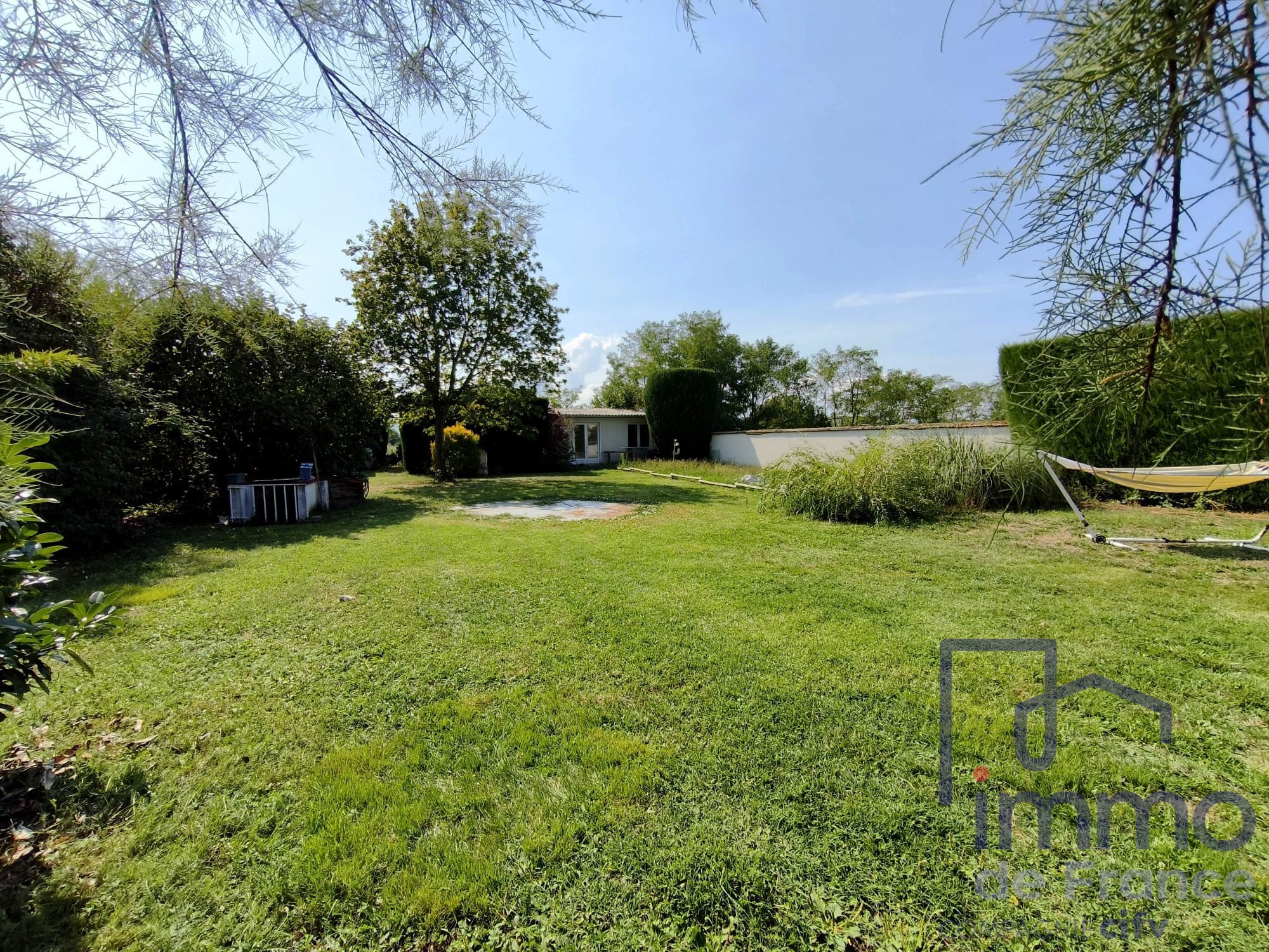 VENTE - Maison - Saint-Cyprien (42160) - 415000.00 €