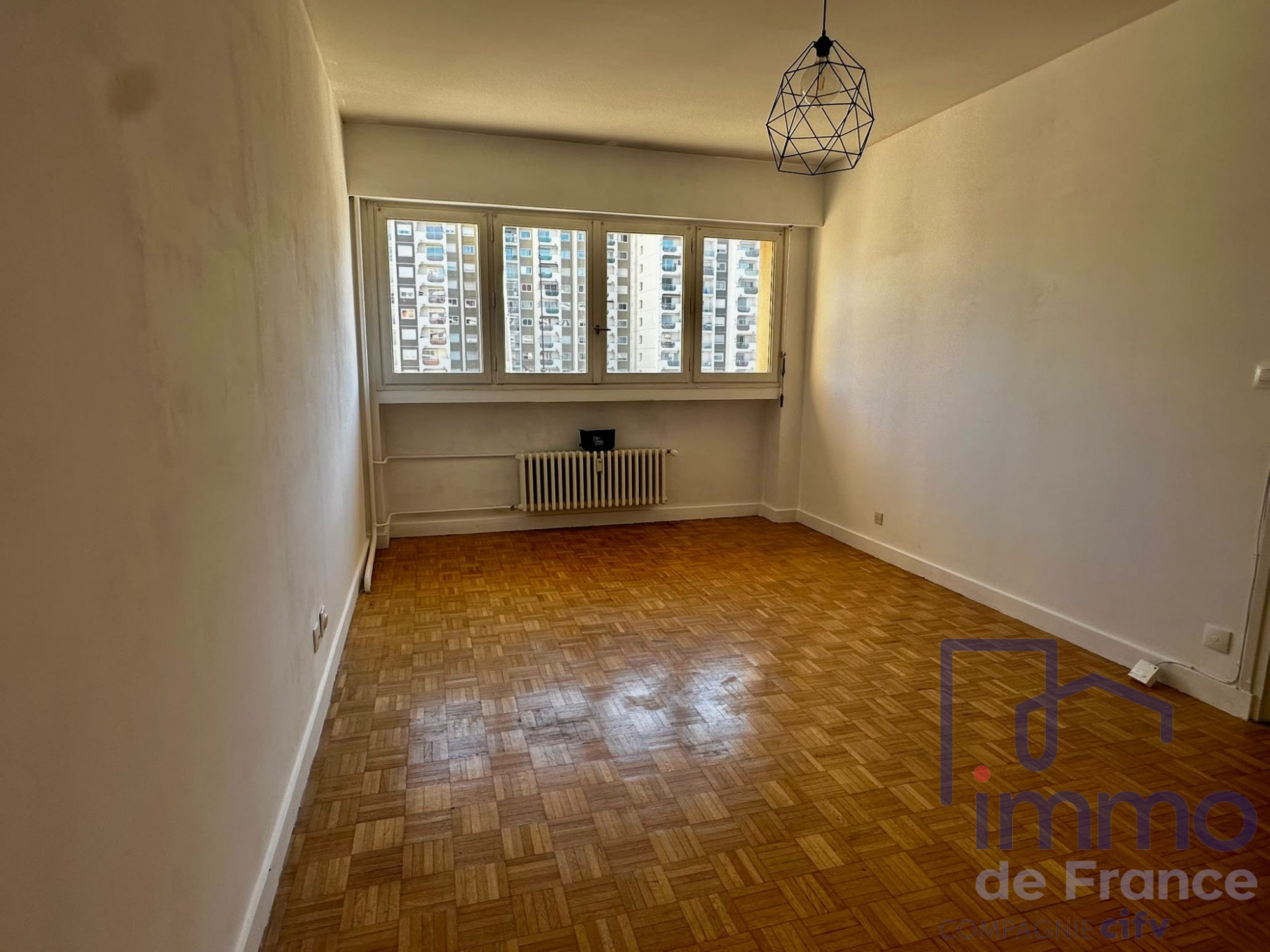 VENTE - Appartement - Saint-Étienne (42000) - 55000.00 €